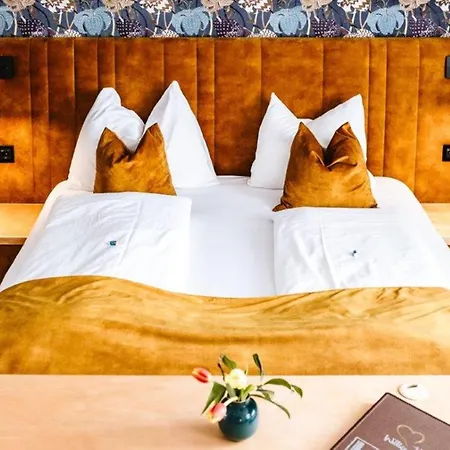 Отель Gaestehaus Klinglhuber